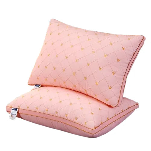 Travesseiro Luxuoso de Veludo com Penas Macias - Ortoluxxe