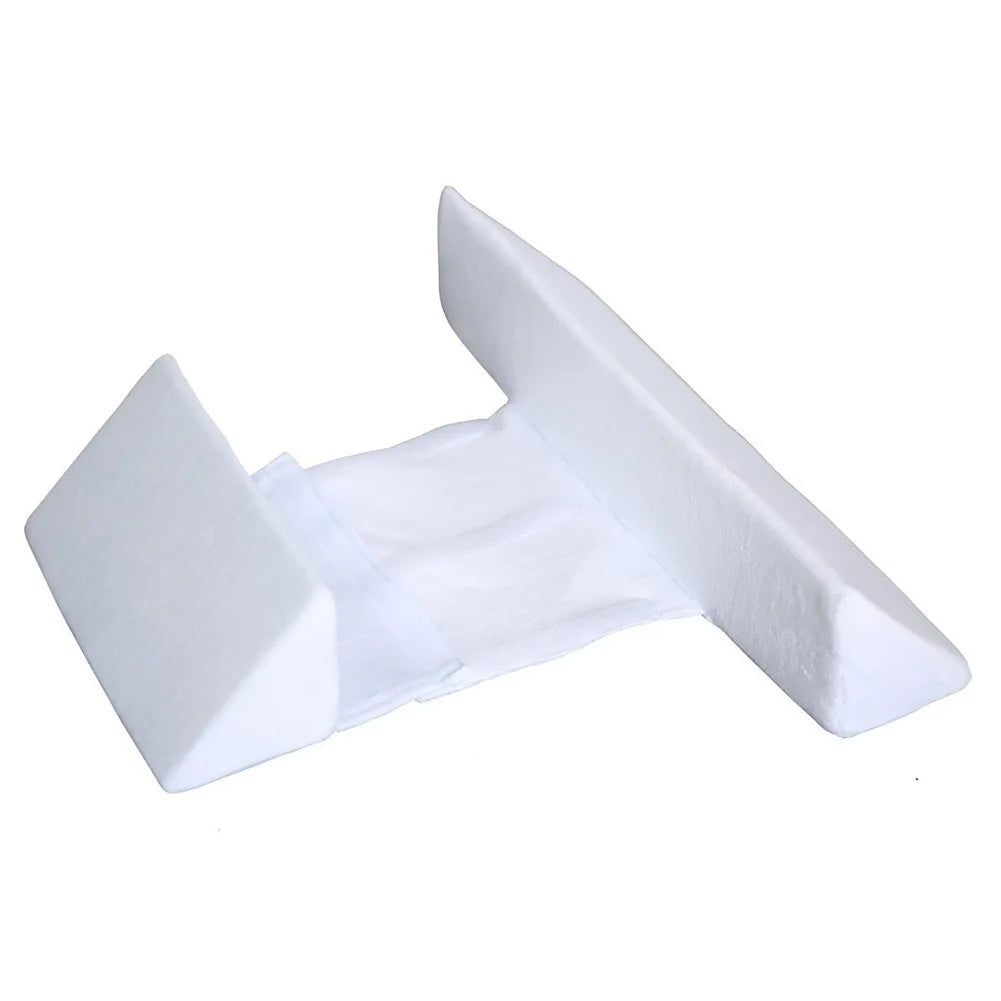 Travesseiro Modelador Ortoluxxe Antirrolamento Triangular para Bebês de 0 a 6 Meses